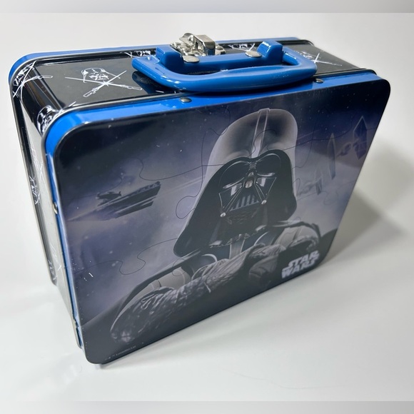 FREE w/ Purchase-Star Wars x Darth Vader - Metal Case / Container / Lunch Box 🧳✨ - Picture 11 of 15